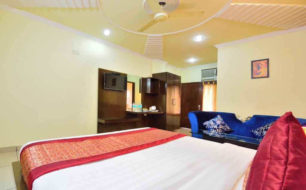 Centra Inn New Delhi Exterior foto