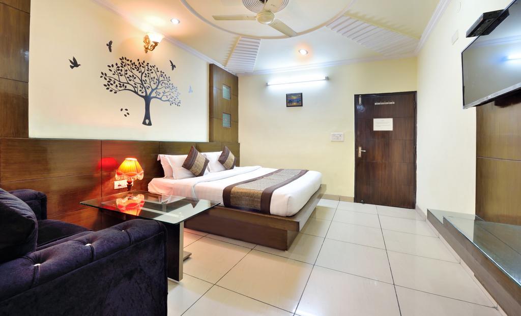 Centra Inn New Delhi Exterior foto