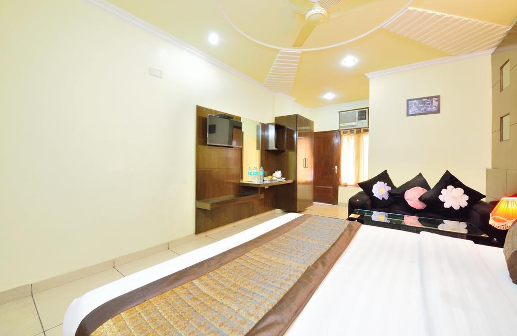 Centra Inn New Delhi Exterior foto